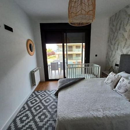 Precioso Apartamento Con Terraza Y Piscina En Portonovo-Sanxenxo المظهر الخارجي الصورة