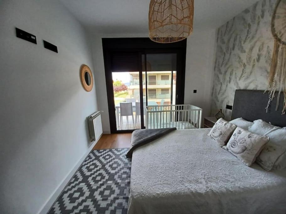 Precioso Apartamento Con Terraza Y Piscina En Portonovo-Sanxenxo المظهر الخارجي الصورة