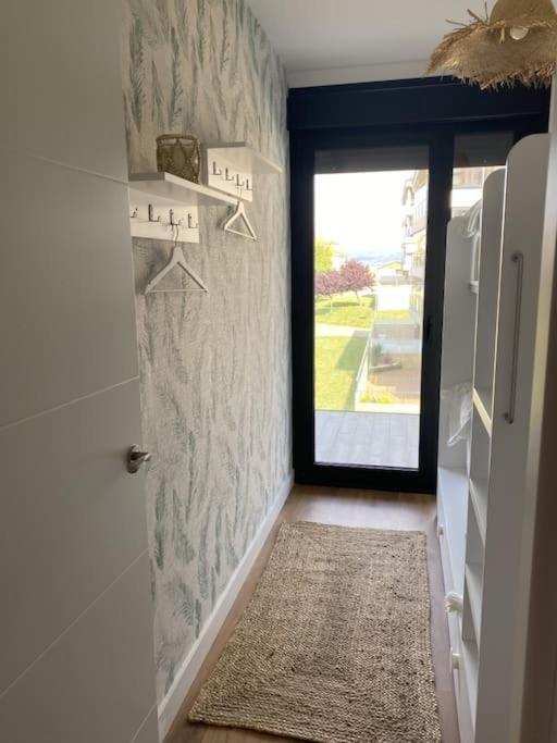 Precioso Apartamento Con Terraza Y Piscina En Portonovo-Sanxenxo المظهر الخارجي الصورة