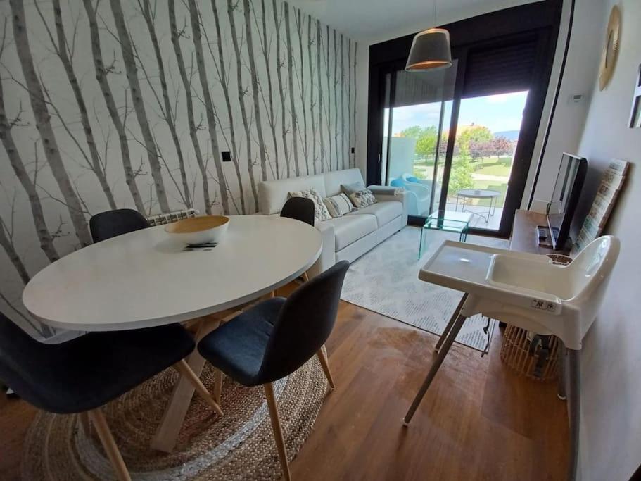 Precioso Apartamento Con Terraza Y Piscina En Portonovo-Sanxenxo المظهر الخارجي الصورة