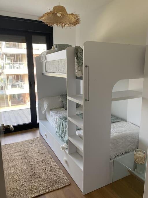 Precioso Apartamento Con Terraza Y Piscina En Portonovo-Sanxenxo المظهر الخارجي الصورة