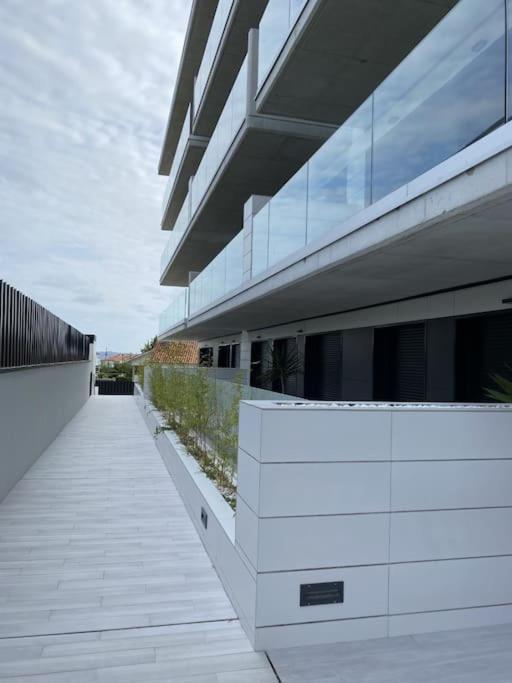 Precioso Apartamento Con Terraza Y Piscina En Portonovo-Sanxenxo المظهر الخارجي الصورة